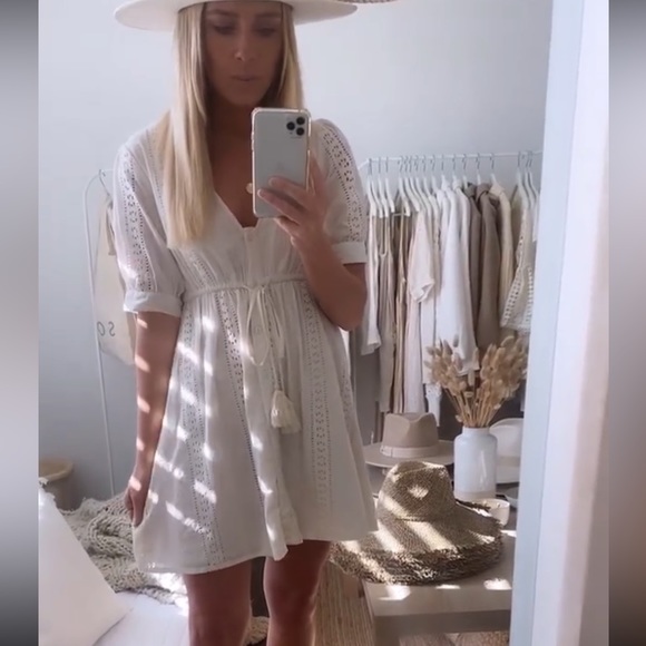 Emile V Dress Off White - Picture 7 of 7